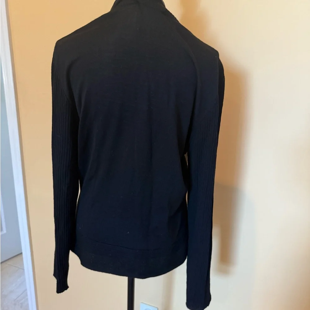 Salvatore Ferragamo Elegant Black Sweater - Picture 3 of 7